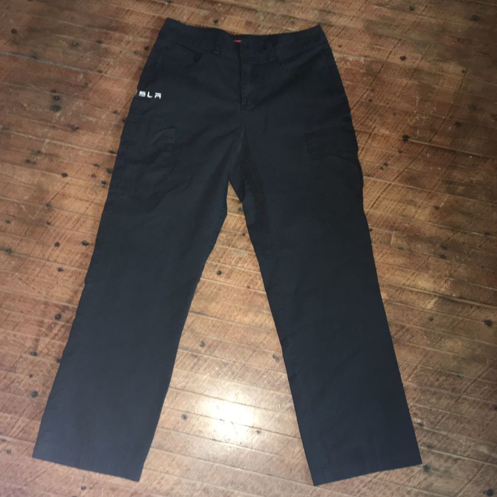 Tesla black cargo size 30x30 Y2K pants